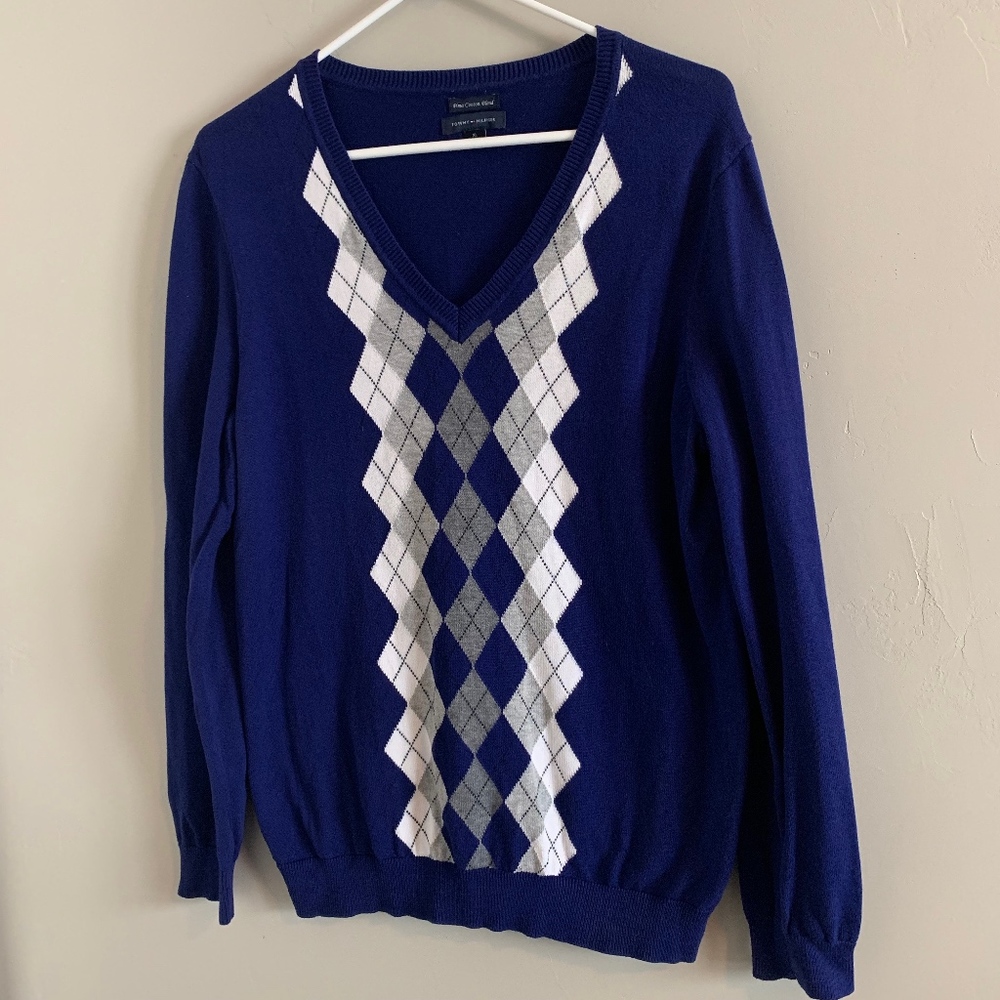 Tommy Hilfiger XL blue sweater v neck